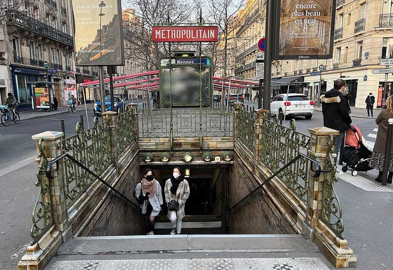 metro Rennes Paris bouche de métro