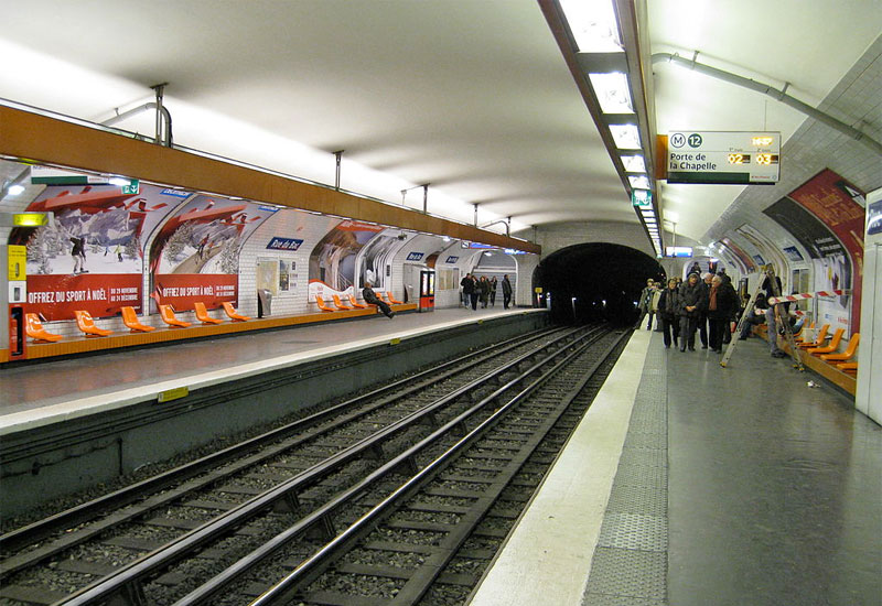 métro Rue du Bac Paris photo