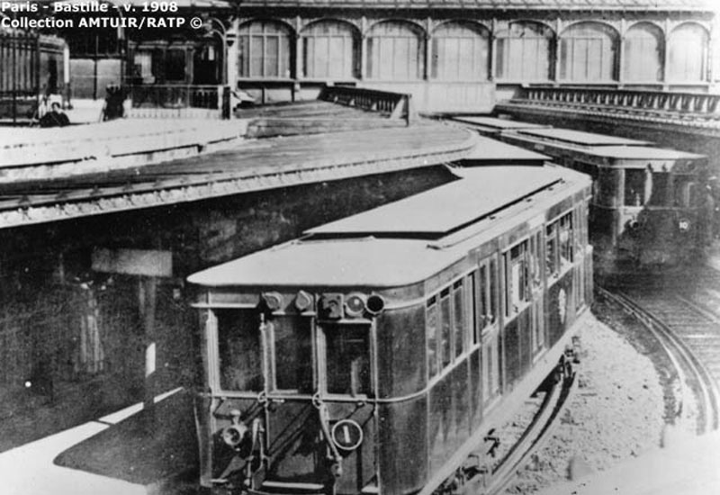 ligne 1 rame station Bastille 1908