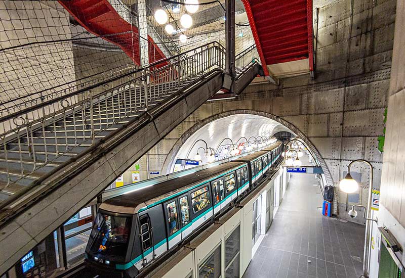 ligne 4 station de métro Cité