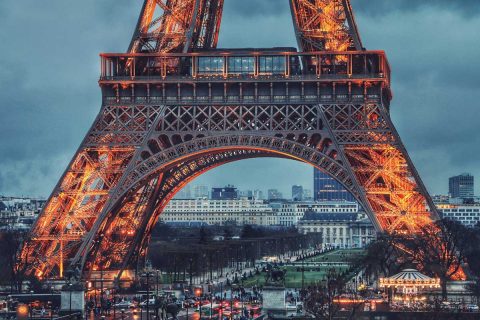 tour eiffel proche de quelle gare