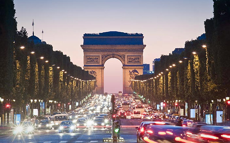 Avenue des Champs-Elysées Paris