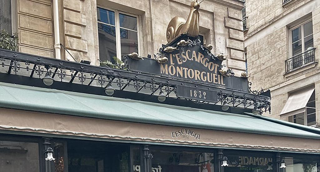 Rue Montorgueil, restaurant L'Escargot Montorgueil, Paris
